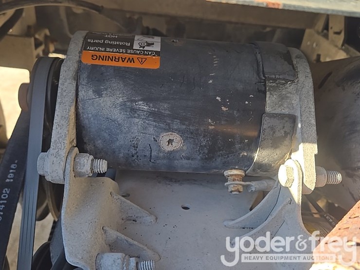 2018-club-car-carryall-300-image-28