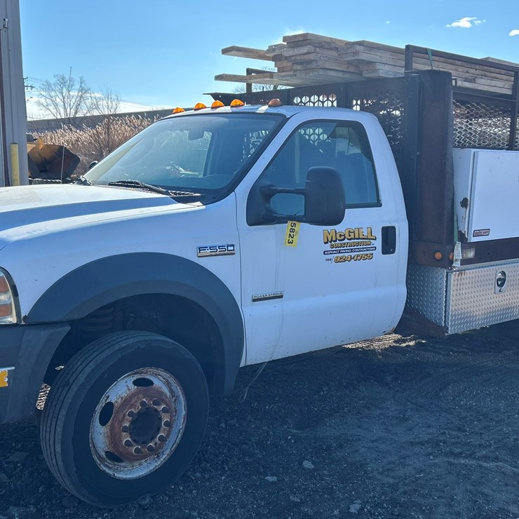 2005 FORD F550