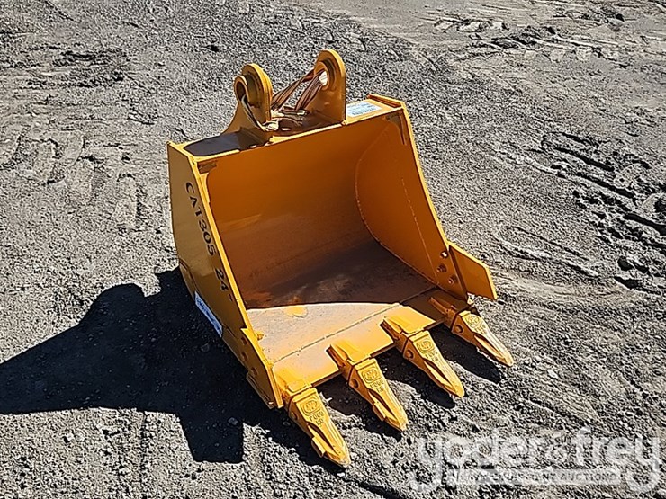 caterpillar-305-image-4