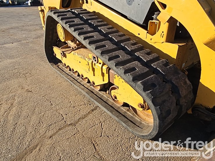 2022-caterpillar-289d3-image-12