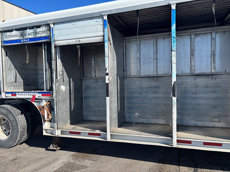 2014-hackney-beverage-trailer-image-35