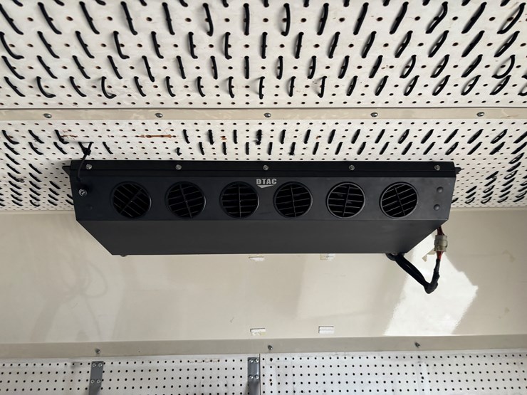 2002-international-4700-image-55