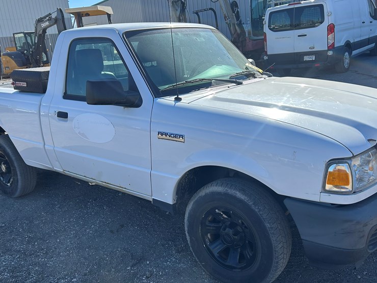 2011-ford-ranger-image-7