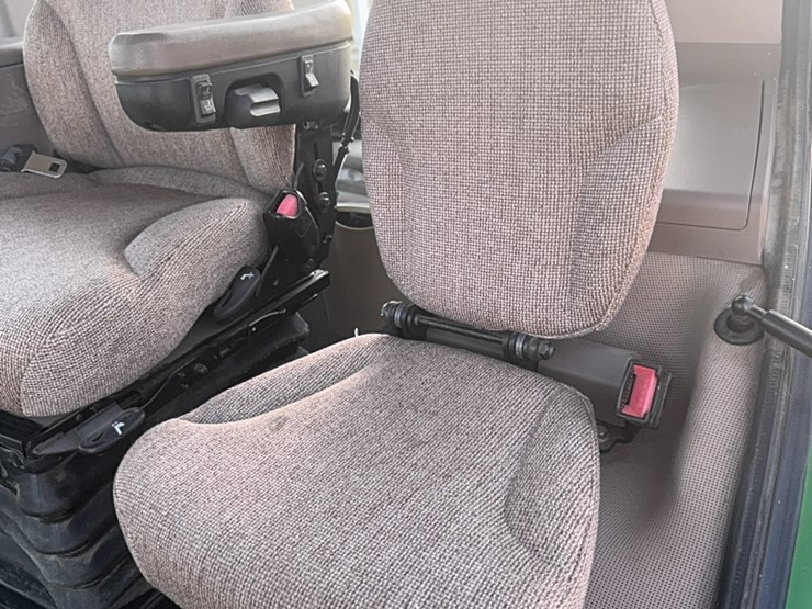 2010-john-deere-2010-image-21