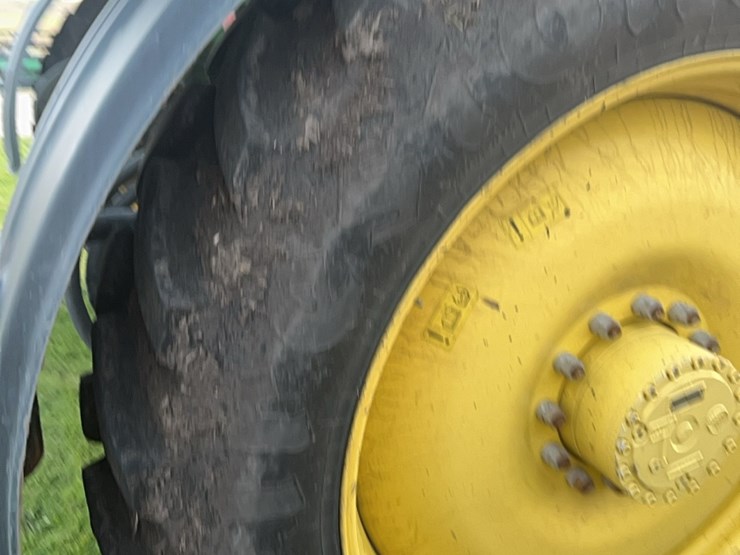 2014-john-deere-r4030-image-198