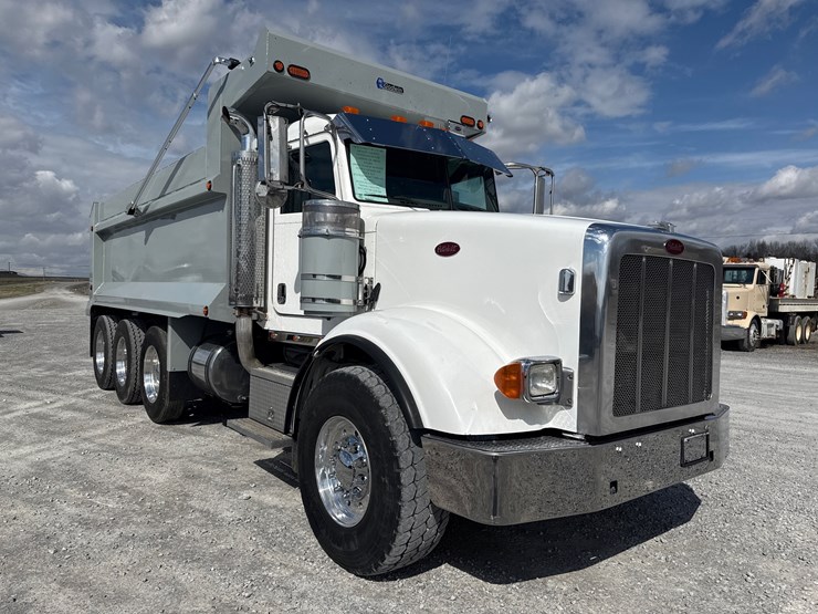 2008-peterbilt-367-image-2
