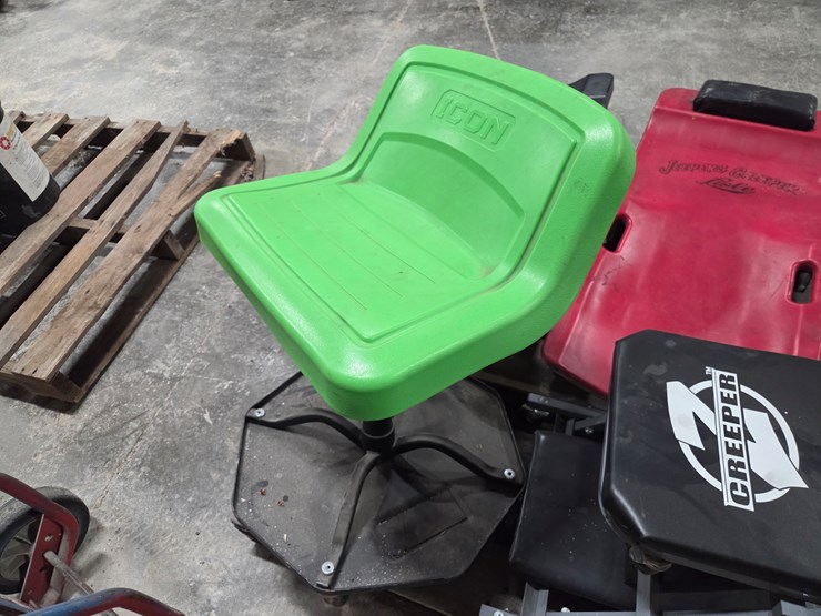 #5447-•-(2)-floor-creepers,-(1)-z-creeper,-(1)-rolling-chair-image-3