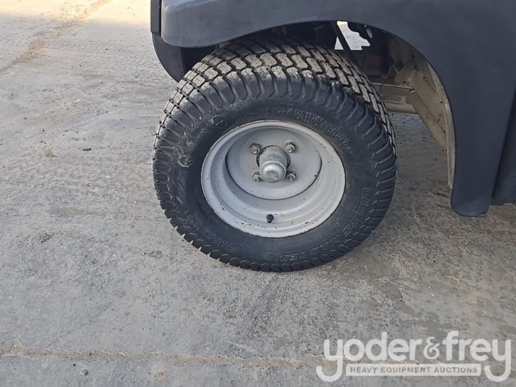 2018-club-car-carryall-300-image-9