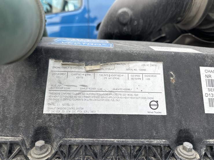 2022-volvo-10-image-29