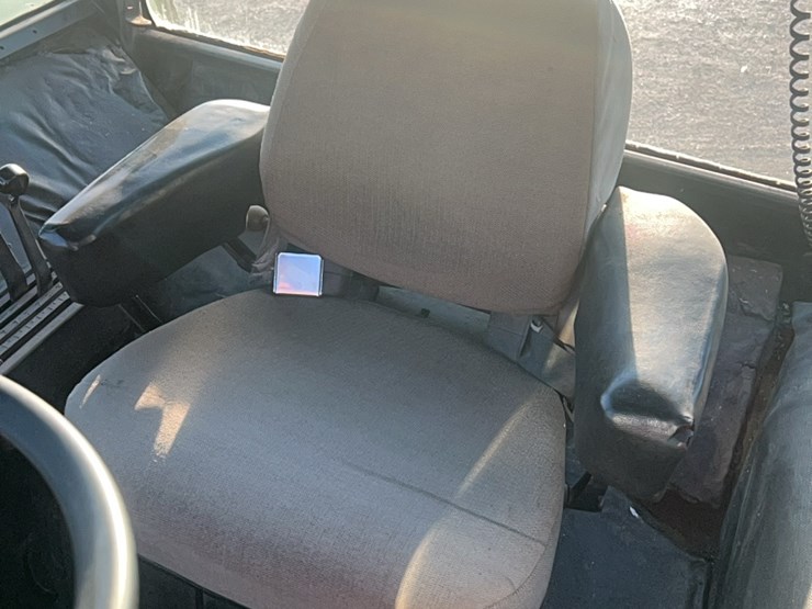 john-deere-4430-image-46