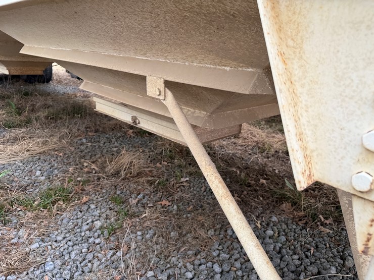 2011-manac-42'-image-33