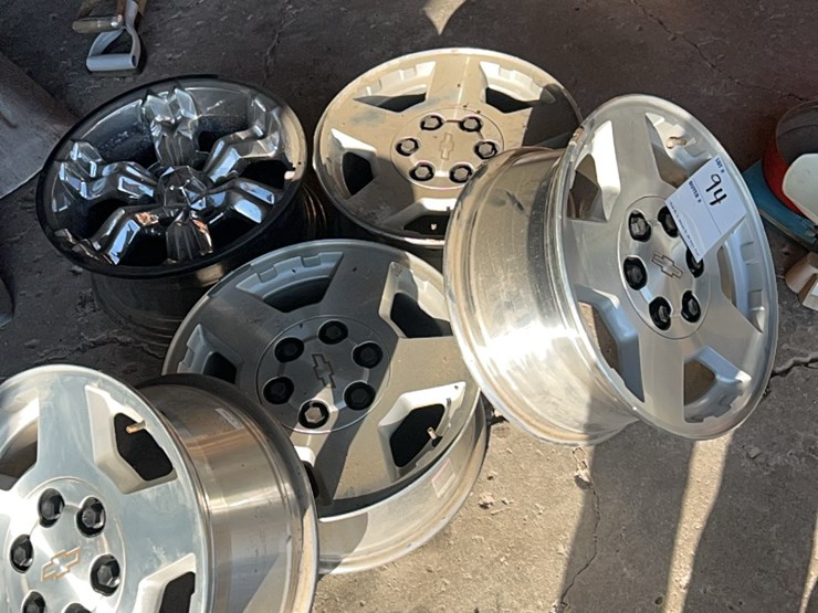 (5)-6-hole-chevy-rims,-complete-set-of-four-with-lug-nuts,-plus-one-extra-image-5