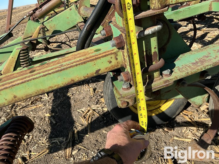 john-deere-1000-image-17