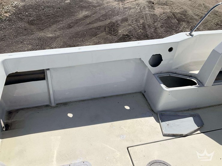 1988-23ft-stealth-craft-boat-w-22ft-boat-trailer-image-25