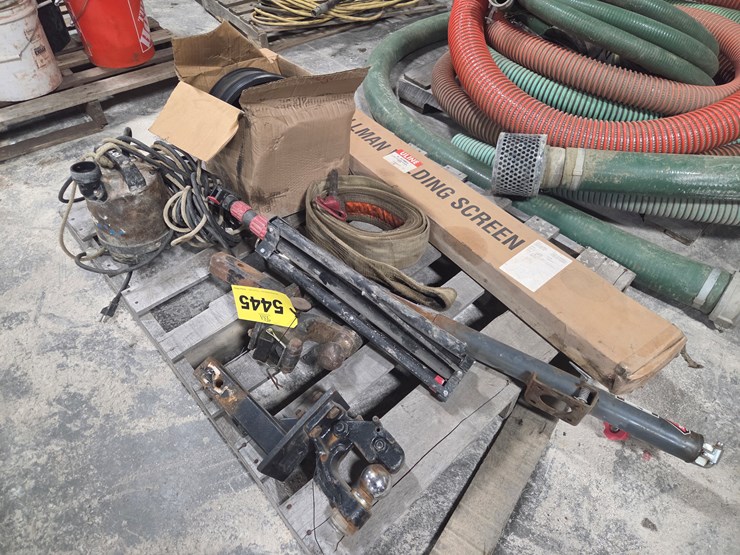 #5445-•-hitches,-welding-screen,-jack,-pump,-and-more-image-1
