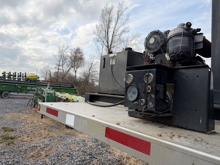 #40962-•-2013-magnolia-/-adams-t/a-fertilizer-tender-trailer-image-37