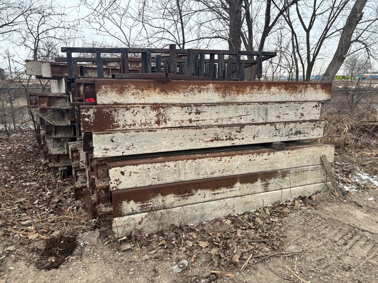 #2265-•-approx.-10"-concrete-forms-image-1