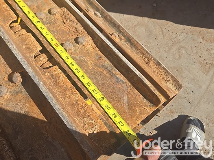 2018-komatsu-d51px-24-image-22