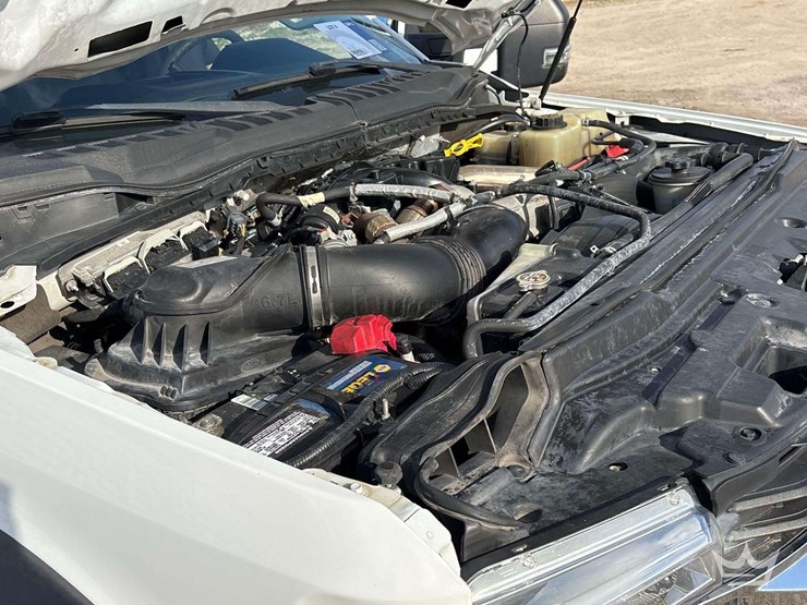 2019-ford-f550-image-9