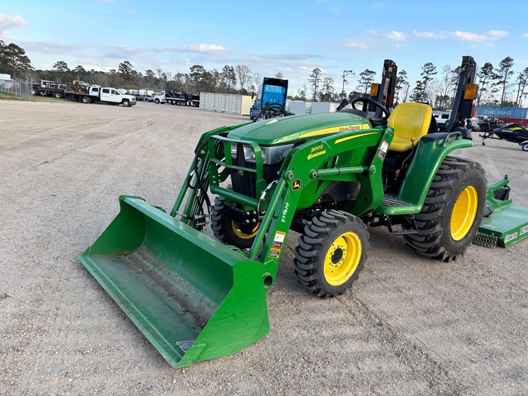 2022-john-deere-3025e-image-1
