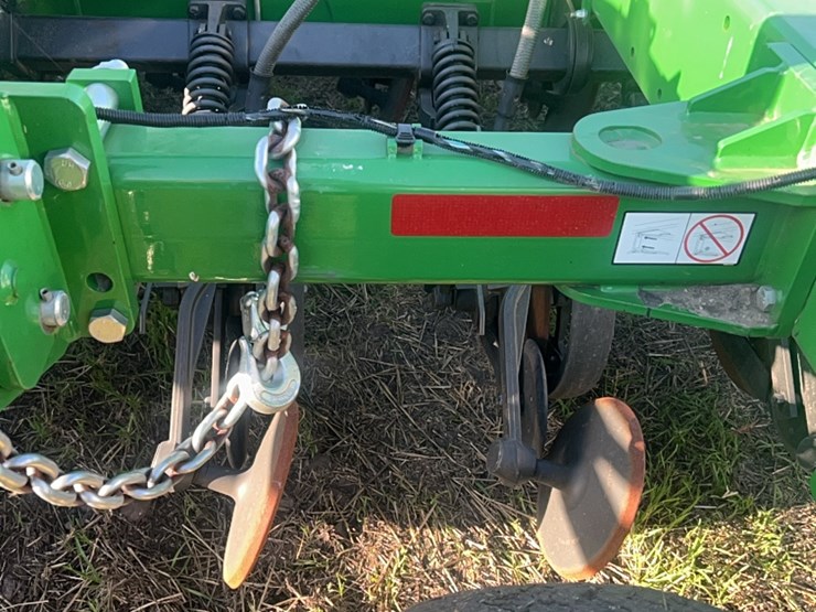 2018-john-deere-1910-image-163