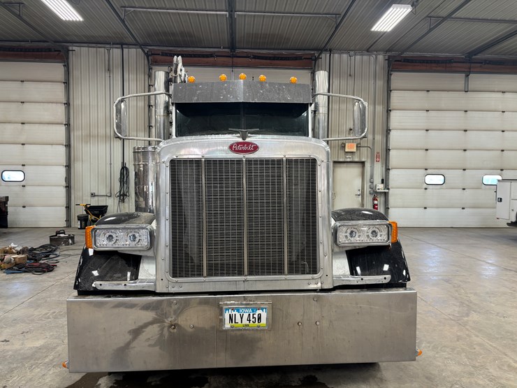 1987-peterbilt-379-image-6