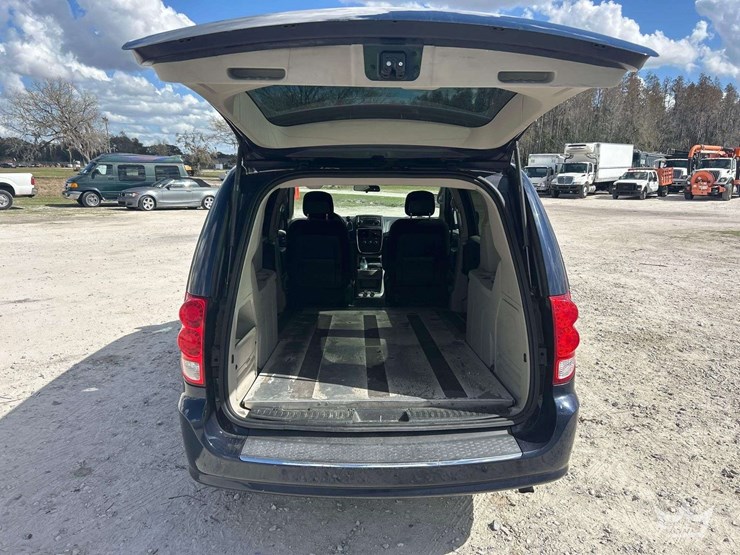 2024-ford-explorer-image-20