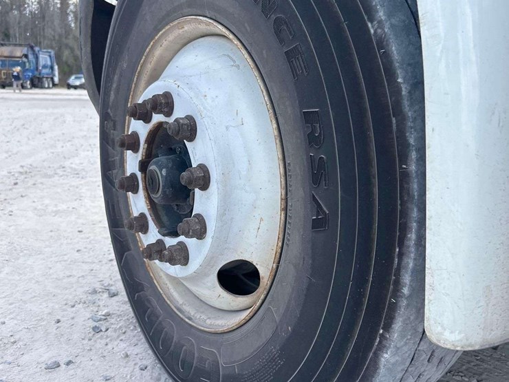 2007-international-durastar-4400-image-28