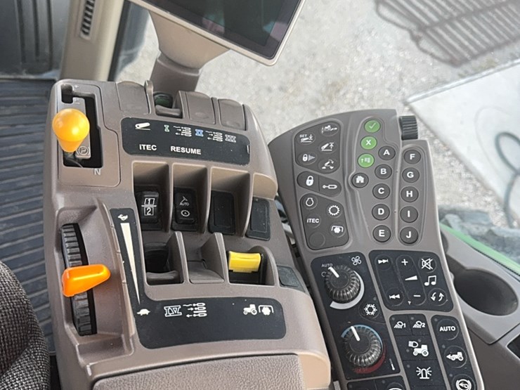 2010-john-deere-2010-image-22