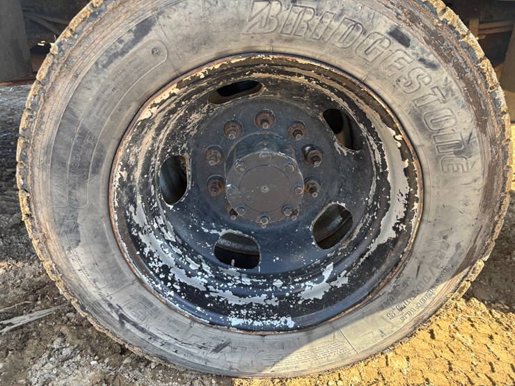 2011-miller-bobcat-225-image-93