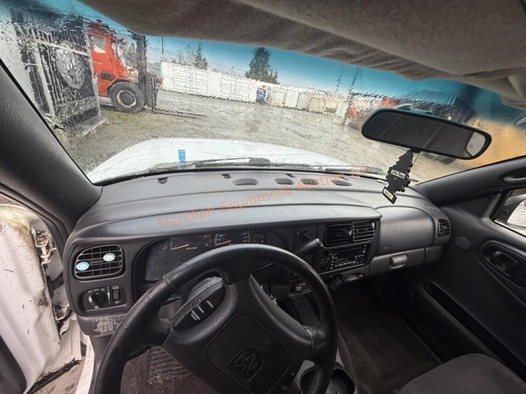 1999-dodge-dakota-image-19