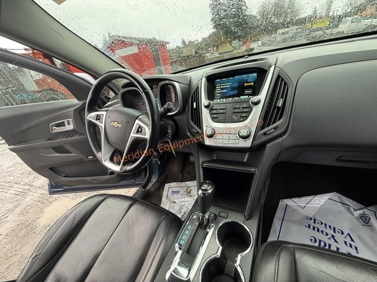 2016-chevrolet-equinox-image-33