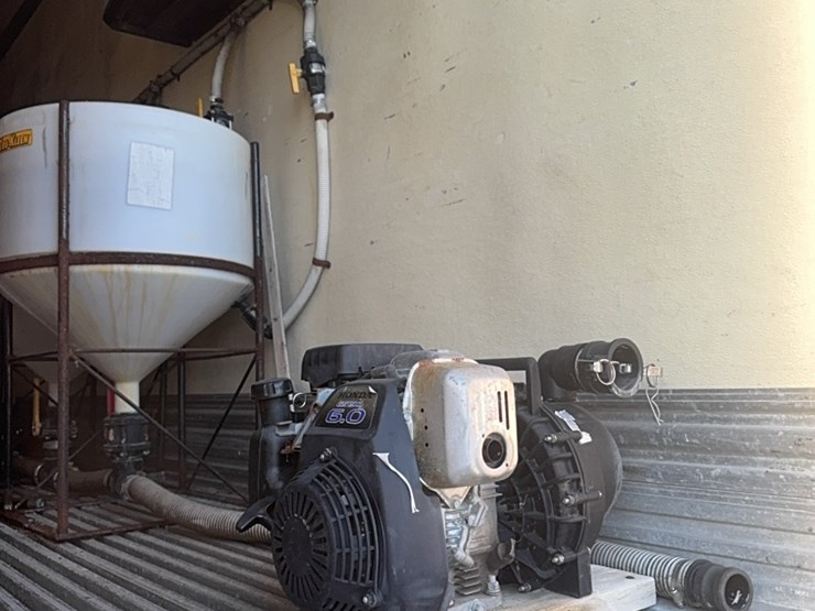 1996-sprayer-trailer,-48’,-fully-equipped-with-three-mixing-cones,-two-pumps,-hoses-,-four--1650-gallon-poly-tanks,-fully-plumbed,-complete-sprayer-setup,-ready-to-use-image-10