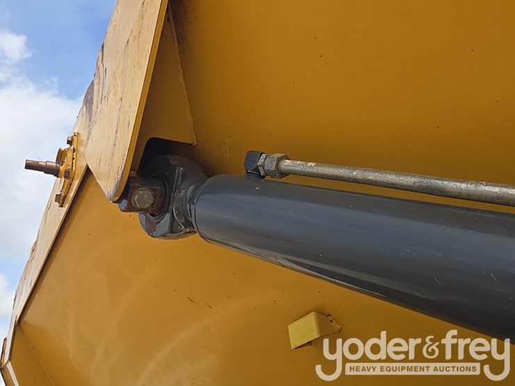 2018-deere-460e-image-27