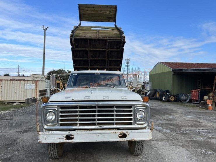 1975-ford-f600-image-14