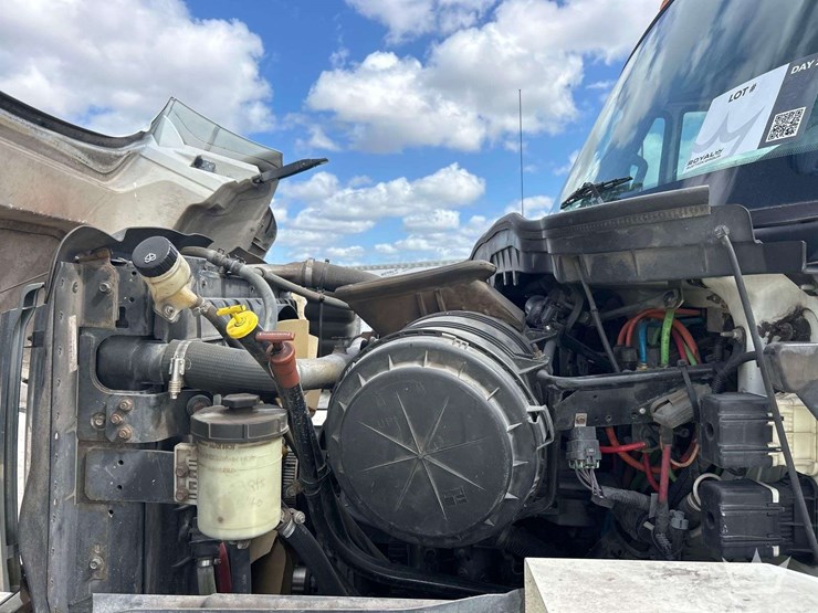 2014-international-workstar-7500-image-7