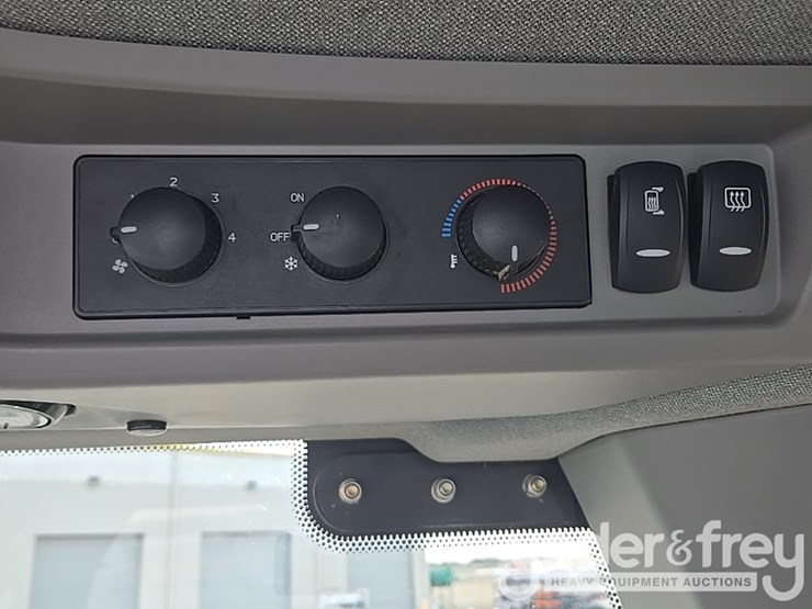 2022-case-521g-image-65