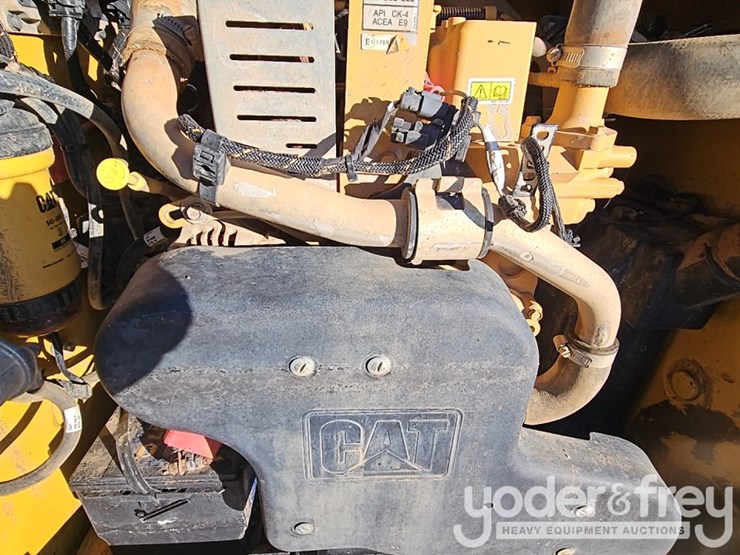 2022-caterpillar-289d3-image-19