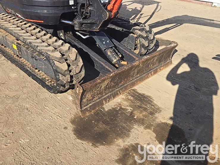 2022-kubota-u25-image-16