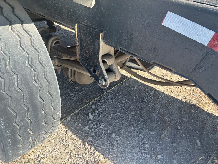 #2292-•-1991-cornhusker-pup-trailer-image-27