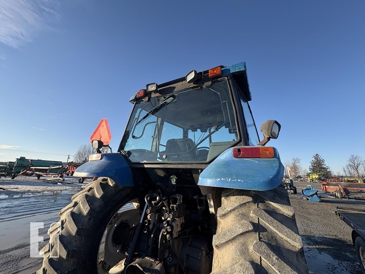 new-holland-ts110-image-9