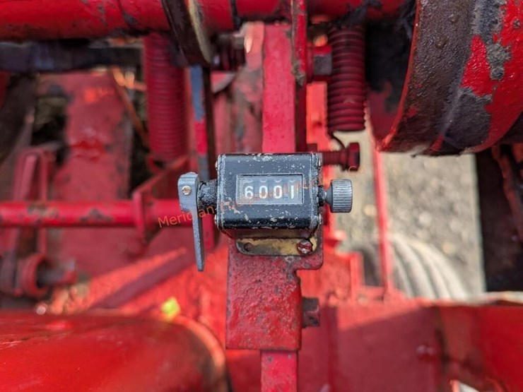 new-holland-69-image-17