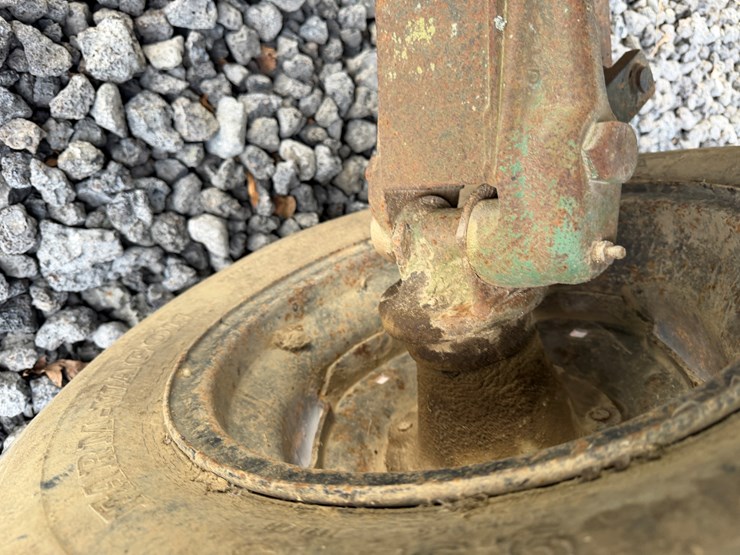 #40977-•-30'-header-trailer-image-9