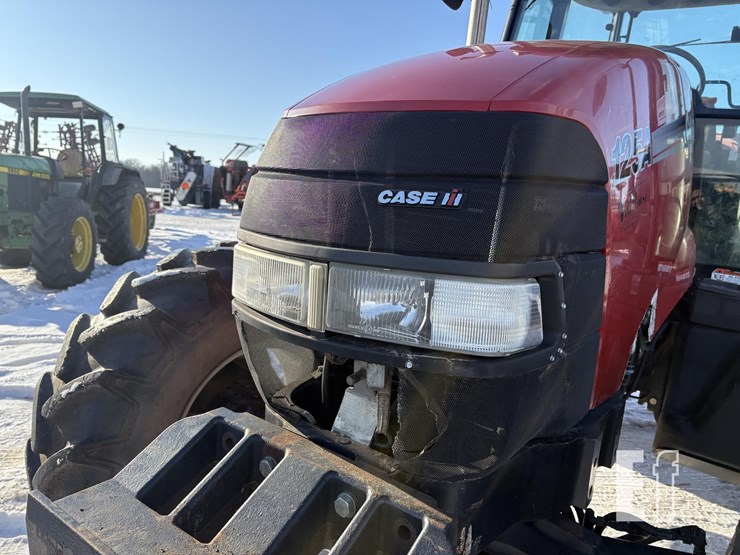 2013-case-ih-farmall-125a-image-18