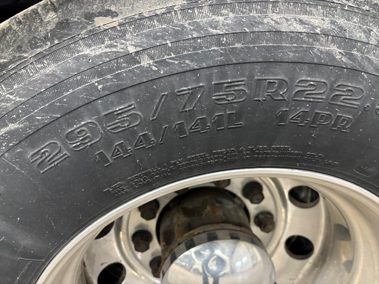 1987-peterbilt-379-image-84