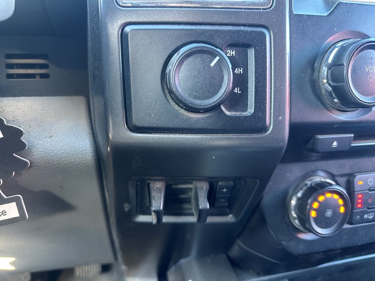 2018-ford-f350-image-39