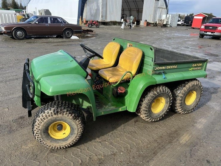 john-deere-gator-image-1