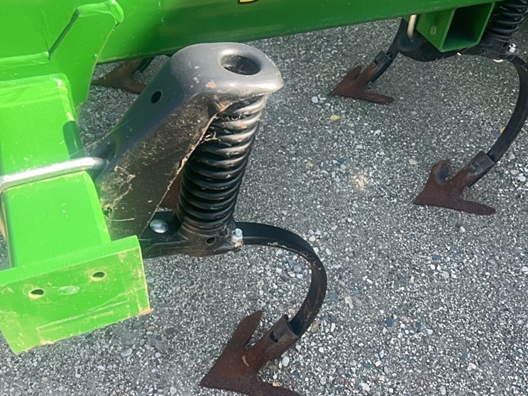 2024-john-deere-52-image-19