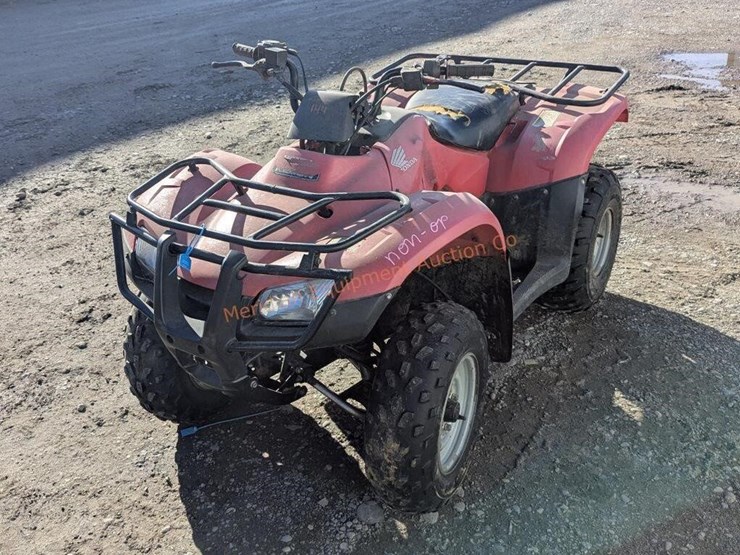 2016-honda-trx250tm-image-1