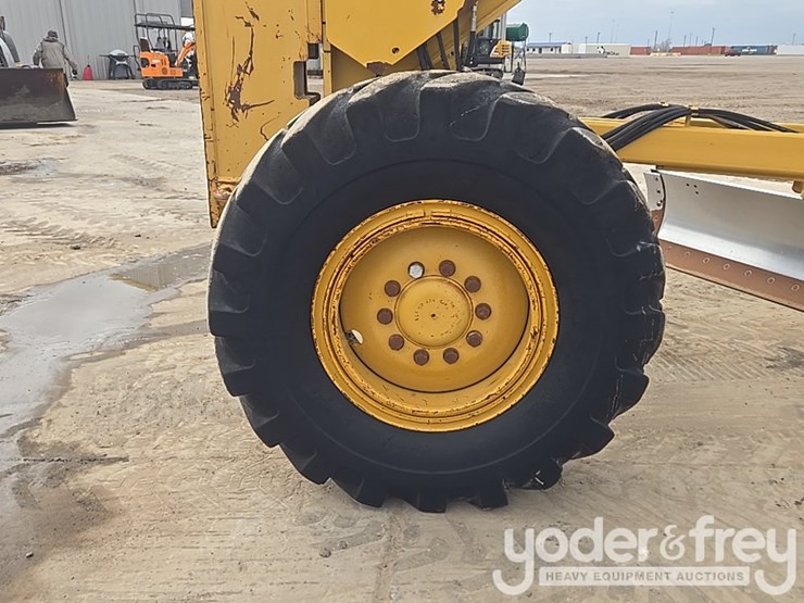 2009-caterpillar-140m-vhp-plus-image-9